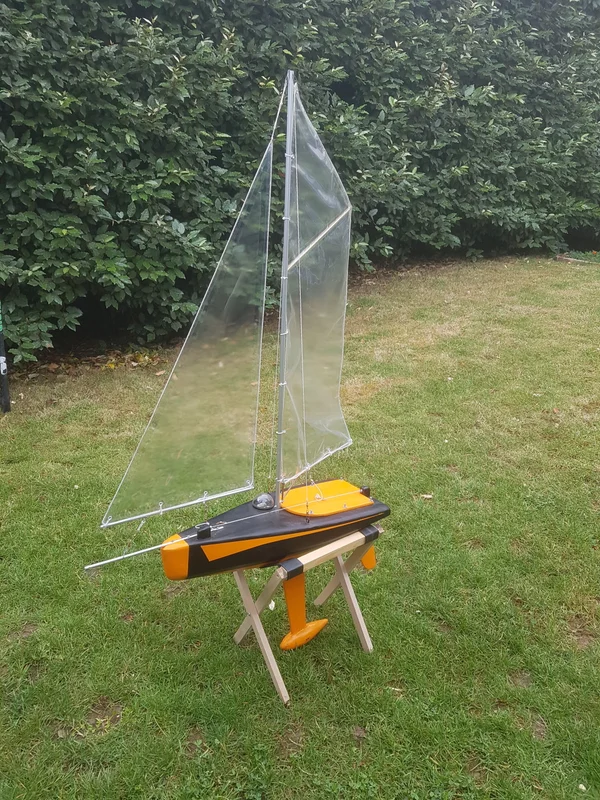 Modèle réduit voilier télécommandé