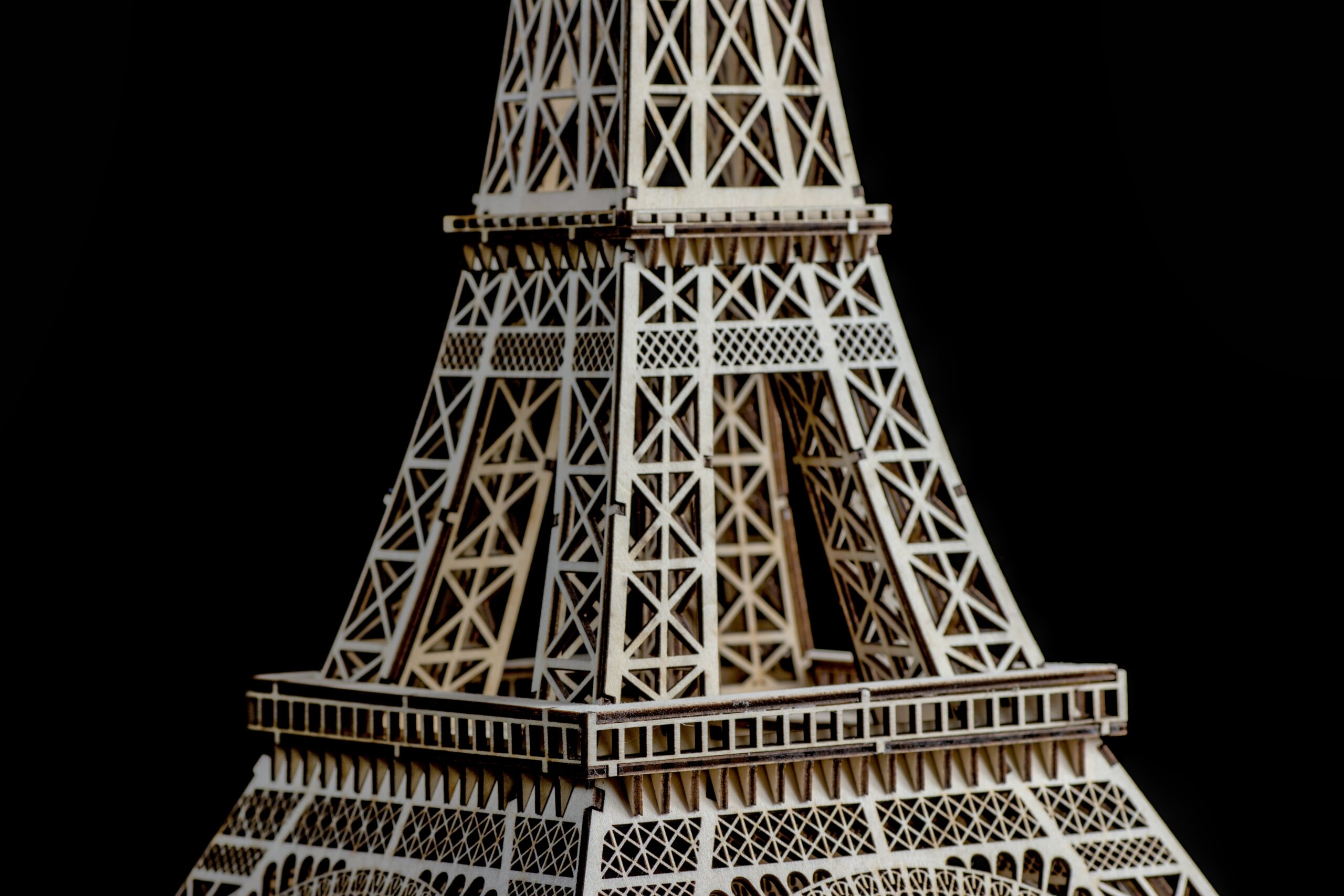 reproduction de la Tour Eiffel à l’échelle 1/650 – Image 7