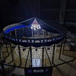 Maquette Magic Mirror - salle de danse itinérante des années 1920 - éclairage lustre