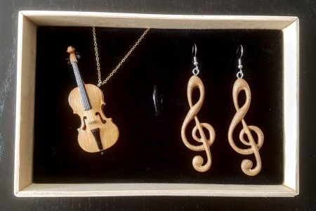 Coffret bijoux en bois musique pendentif et boucles d'oreilles