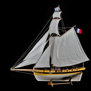 Reproduction maquette bateau cotre Corsaire Le Renard de Surcouf